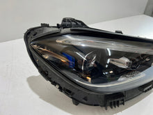 Laden Sie das Bild in den Galerie-Viewer, Frontscheinwerfer Mercedes-Benz W206 A2069062204 Full LED Rechts Headlight SCH7665806810dv