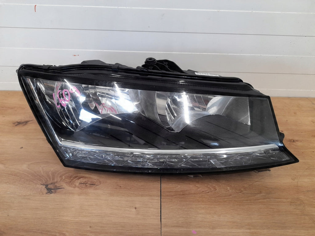 Frontscheinwerfer Skoda Fabia III 6V1941016 Ein Stück (Rechts oder Links)