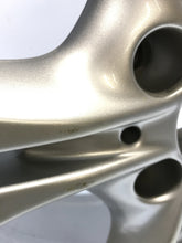 Load image into Gallery viewer, 1x Alufelge 17 Zoll 7.0&quot; 5x112 48 5ET Matt Silber A2054014300 Mercedes-Benz