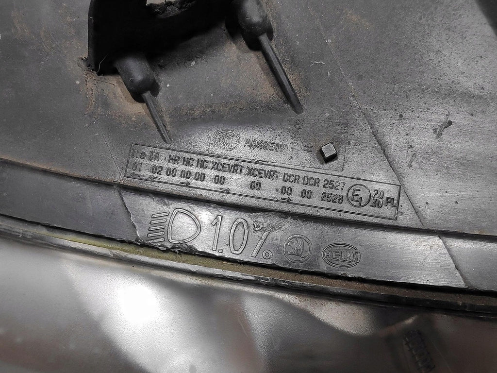 Frontscheinwerfer Skoda Superb II 3T1941018E Bi-Xenon Rechts Headlight