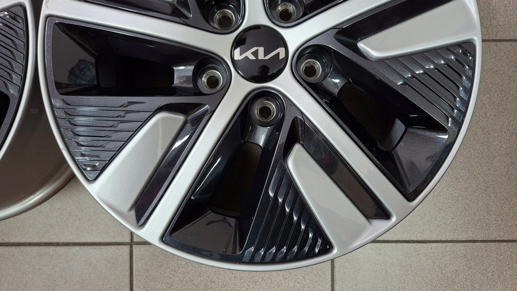 4x Alufelge 16 Zoll 6.5" 5x114.3 45ET Glanz Schwarz 52910-G5500 Kia Niro FEL4646863785rz