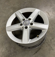 Load image into Gallery viewer, 1x Alufelge 16 Zoll 8.0" 5x112 A1714013402 Mercedes-Benz Rim Wheel FEL8861299958aw