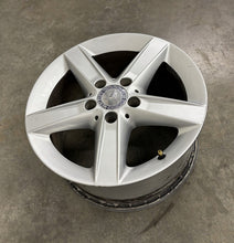 Load image into Gallery viewer, 1x Alufelge 16 Zoll 8.0" 5x112 A1714013402 Mercedes-Benz Rim Wheel FEL8861299958aw