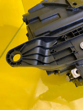 Laden Sie das Bild in den Galerie-Viewer, Frontscheinwerfer Mercedes-Benz Gle A1679065906 LED Rechts oder Links