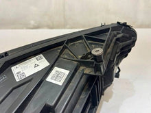 Laden Sie das Bild in den Galerie-Viewer, Frontscheinwerfer Mercedes-Benz W177 Links Scheinwerfer Headlight SCH1255987595rg