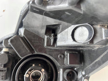 Load image into Gallery viewer, Frontscheinwerfer Toyota Yaris 0D-199 0D-200 Rechts Scheinwerfer Headlight SCH5206924688uc