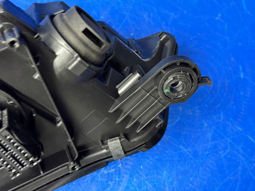 Frontscheinwerfer Audi A4 B9 8W0941033 8W0941773 LED Links Headlight