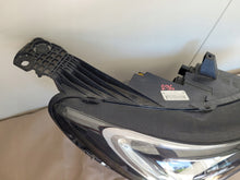 Laden Sie das Bild in den Galerie-Viewer, Frontscheinwerfer Opel Grandland X YP00015980 Rechts Scheinwerfer Headlight SCH3014132901bj