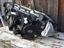 Laden Sie das Bild in den Galerie-Viewer, Frontscheinwerfer Mercedes-Benz Eqb 2439069000 LED Rechts Scheinwerfer Headlight SCH4846488988th
