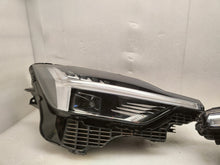 Laden Sie das Bild in den Galerie-Viewer, Frontscheinwerfer Polestar P31698070 P31698071 Full LED Ein Satz Headlight SCH9450621283xa