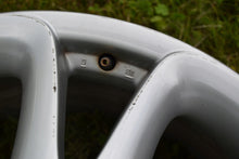 Load image into Gallery viewer, 1x Alufelge 20 Zoll 9.0" 5x130 60ET Glanz 7L5601025N Porsche Cayenne Rim Wheel FEL3635518850ri