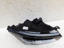 Laden Sie das Bild in den Galerie-Viewer, Frontscheinwerfer Skoda Enyaq 5LB941016B Rechts Scheinwerfer Headlight