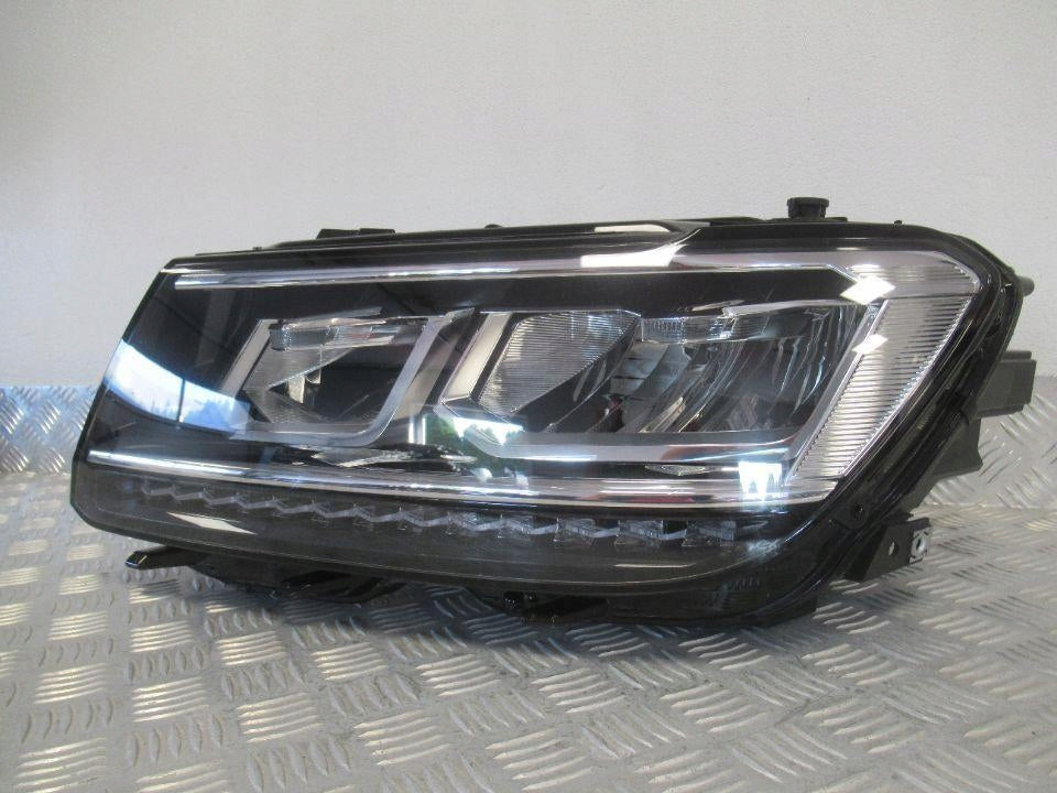 Frontscheinwerfer VW Tiguan 5NB941035B LED Links Scheinwerfer Headlight SCH8823102789qv