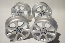 Laden Sie das Bild in den Galerie-Viewer, 4x Alufelge 17 Zoll 7.5" 5x120 37ET Glanz Silber 6796243 BMW 4 F36 3 F30 F32 F33 FEL6586379141wv