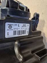 Laden Sie das Bild in den Galerie-Viewer, Frontscheinwerfer VW Polo 6R1941015E 6R1941016E Ein Stück (Rechts oder Links) SCH1932895115ku