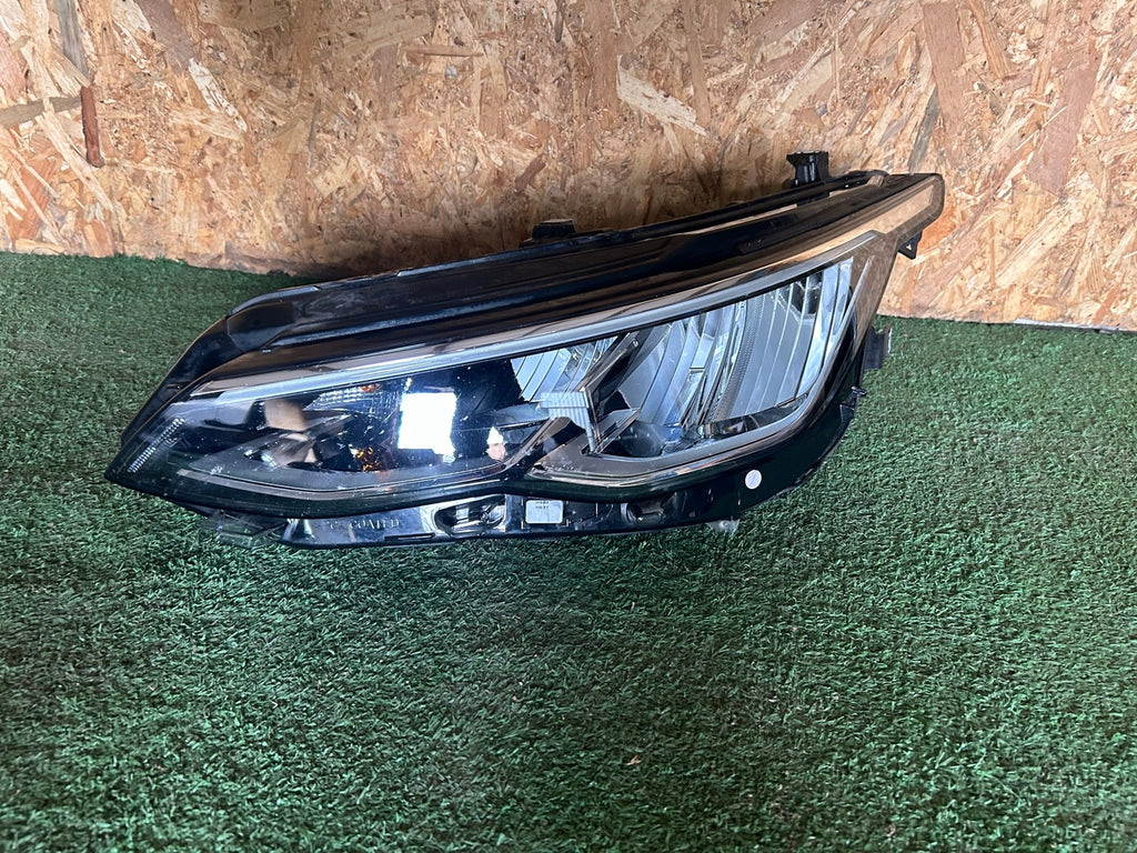 Frontscheinwerfer VW Golf VIII 5H1941005C LED Ein Stück (Rechts oder Links)