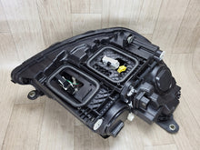 Laden Sie das Bild in den Galerie-Viewer, Frontscheinwerfer Mercedes-Benz W213 LED Links Scheinwerfer Headlight SCH3858312522dv