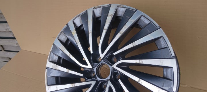 1x Alufelge 18 Zoll 8.0" 5x112 44ET 3P0601025F Skoda Rim Wheel FEL6172482754gt