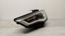 Laden Sie das Bild in den Galerie-Viewer, Frontscheinwerfer Audi A3 8V0941005 1EL010740-21 Xenon Links Headlight