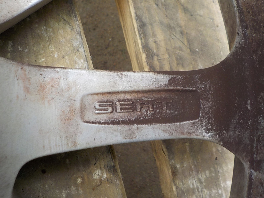 1x Alufelge 15 Zoll 6.0" 5x100 38ET Glanz Silber 6P0601025E Seat Ibiza Iii FEL1461518560jq