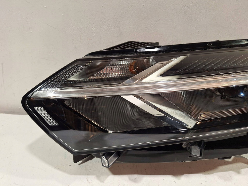 Frontscheinwerfer Dacia Sandero III Jogger 260608545R Links Headlight