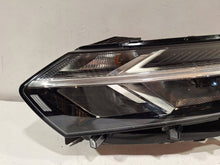 Laden Sie das Bild in den Galerie-Viewer, Frontscheinwerfer Dacia Sandero III Jogger 260608545R Links Headlight