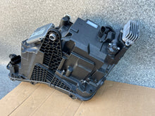 Laden Sie das Bild in den Galerie-Viewer, Frontscheinwerfer Skoda Superb III 3V1941016D Rechts Scheinwerfer Headlight SCH8581394789nt