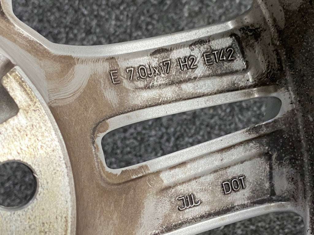 1x Alufelge 17 Zoll 7.0" 5x112 42ET 8W0601025P Audi A4 B9 Rim Wheel FEL1872602187lg