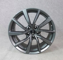 Laden Sie das Bild in den Galerie-Viewer, 1x Alufelge 18 Zoll 8.0&quot; 5x114.3 34ET 0A8080 Kia Stinger Rim Wheel
