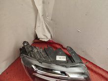 Load image into Gallery viewer, Frontscheinwerfer Dacia Duster 260109550R Full LED Rechts Scheinwerfer Headlight