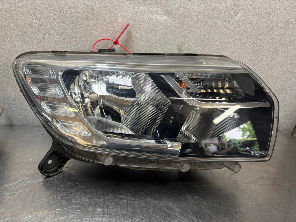Frontscheinwerfer Dacia Logan II Sandero 260105925 LED Rechts Headlight SCH2134586943gk