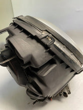 Load image into Gallery viewer, Frontscheinwerfer Kia Opirus 1060401 Xenon Rechts Scheinwerfer Headlight SCH5723568816vt