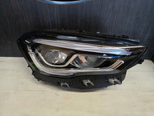 Laden Sie das Bild in den Galerie-Viewer, Frontscheinwerfer Mercedes-Benz W247 A2479067002 LED Rechts Headlight SCH6021200539ry