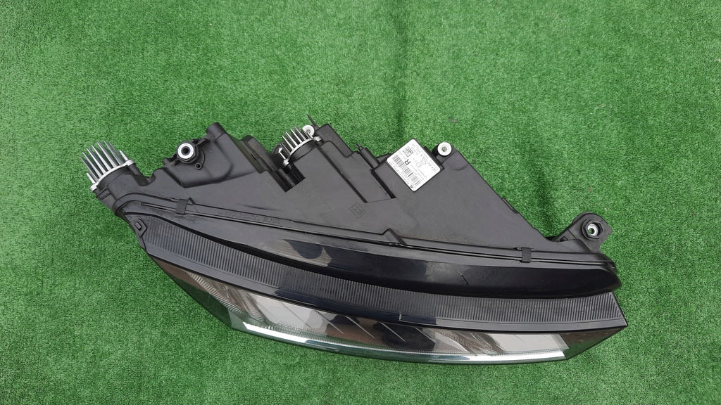 Frontscheinwerfer Skoda Octavia 5E4941016A Rechts Scheinwerfer Headlight SCH9851521633qo