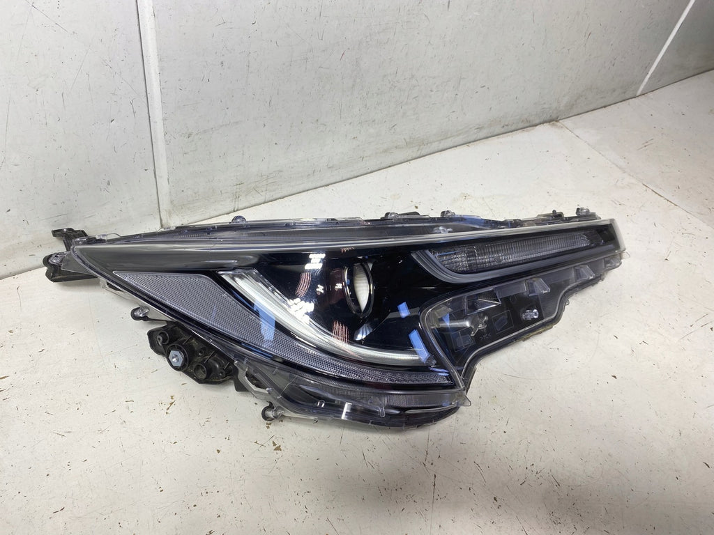 Frontscheinwerfer Toyota Corolla 81110-02S70 81110-02S78 LED Rechts oder Links