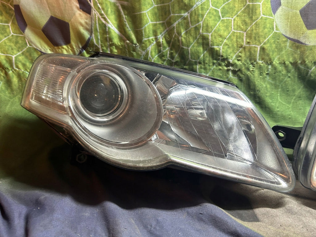 Frontscheinwerfer VW Passat 3C0941005J 3C0941006J Ein Satz Headlight SCH9056272521km