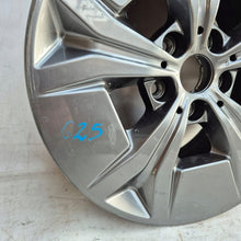 Load image into Gallery viewer, 1x Alufelge 17 Zoll 7.5" 5x112 6898036 BMW 1 Rim Wheel FEL6477838846hz