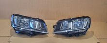 Laden Sie das Bild in den Galerie-Viewer, Frontscheinwerfer VW 7L1941005B Links Scheinwerfer Headlight SCH3908160352zy