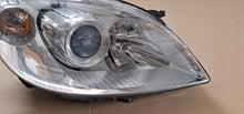 Laden Sie das Bild in den Galerie-Viewer, Frontscheinwerfer Mercedes-Benz W245 SJUW72I27281KQK Rechts Headlight SCH2681984577vm
