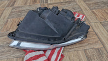 Load image into Gallery viewer, Frontscheinwerfer Audi A4 B7 8E0941004AJ 0301219202 Rechts Headlight SCH5225539313gr
