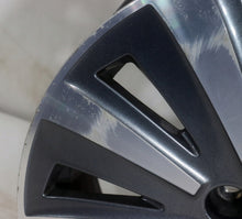 Laden Sie das Bild in den Galerie-Viewer, 1x Alufelge 17 Zoll 6.5" 5x112 41ET 3V0601025AH Skoda Superb Iii Rim Wheel FEL1242714945cp