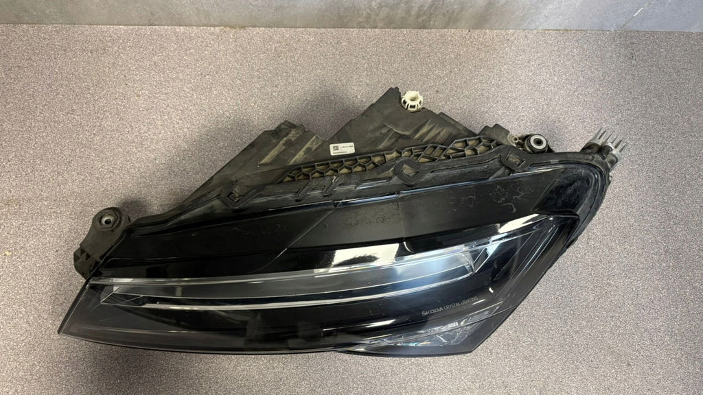 Frontscheinwerfer Skoda Superb III 3V1941015C Links Scheinwerfer Headlight SCH6263006599rf