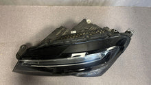 Laden Sie das Bild in den Galerie-Viewer, Frontscheinwerfer Skoda Superb III 3V1941015C Links Scheinwerfer Headlight SCH6263006599rf