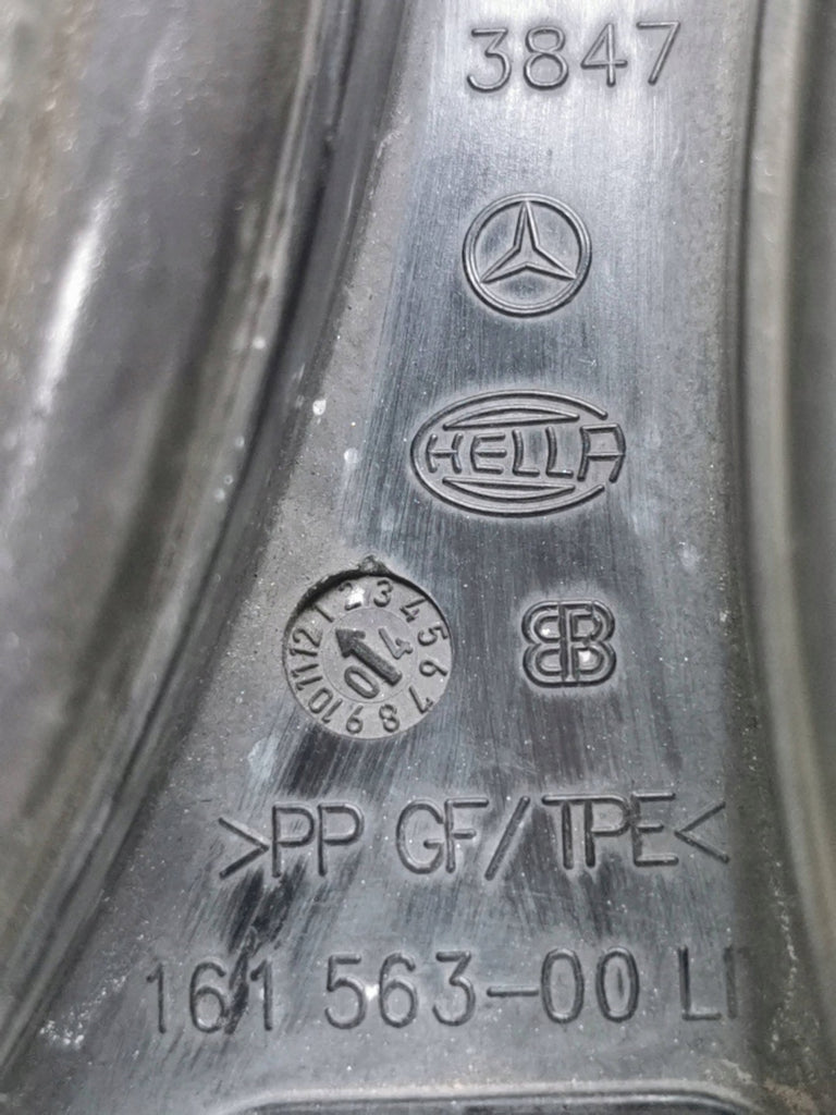 Frontscheinwerfer Mercedes-Benz W211 5DV008290 Links Scheinwerfer Headlight SCH2444642107dc