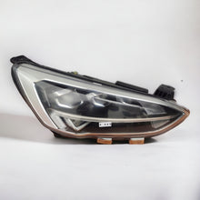 Load image into Gallery viewer, Frontscheinwerfer Ford Focus JX7B-13E014-AE LED Rechts Scheinwerfer Headlight