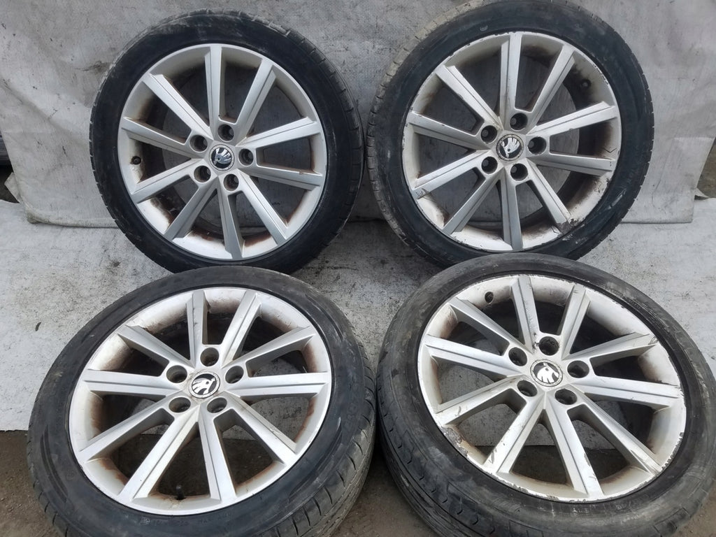 4x Alufelge 17 Zoll 7.0" 5x112 49ET Skoda Octavia Iii Rim Wheel FEL6219749882db