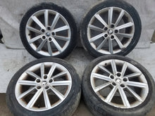 Laden Sie das Bild in den Galerie-Viewer, 4x Alufelge 17 Zoll 7.0" 5x112 49ET Skoda Octavia Iii Rim Wheel FEL6219749882db