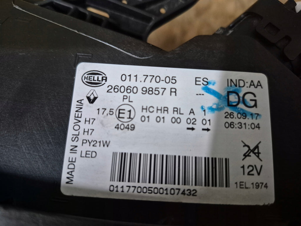 Frontscheinwerfer Renault Kadjar 260609857R Links Scheinwerfer Headlight SCH2571631447wd