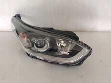 Laden Sie das Bild in den Galerie-Viewer, Frontscheinwerfer Kia Ceed 92102-J7050 Rechts Scheinwerfer Headlight SCH1856707408ef