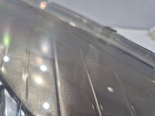 Laden Sie das Bild in den Galerie-Viewer, Frontscheinwerfer Renault Megane III 260100021R Xenon Rechts Headlight SCH7005937849mo